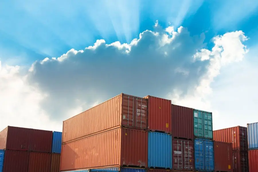 Certified Shipping Containers Ready for International Service​
